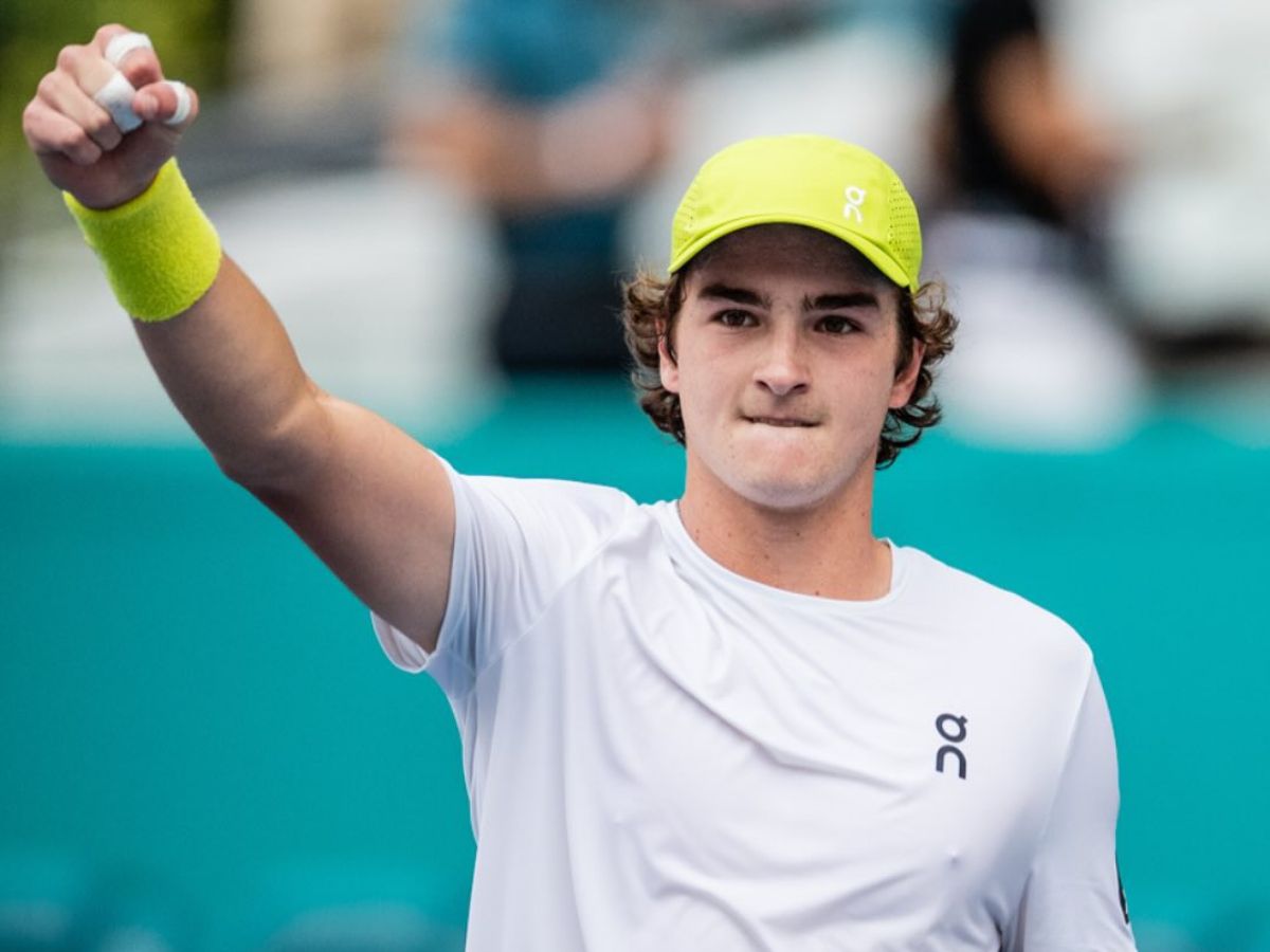 Nova promessa do tênis brasileiro surpreende em Indian Wells e se prepara para duelo com gigante do circuito