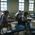 Como estudar para o Enem: guia completo para conquistar a vaga na universidade